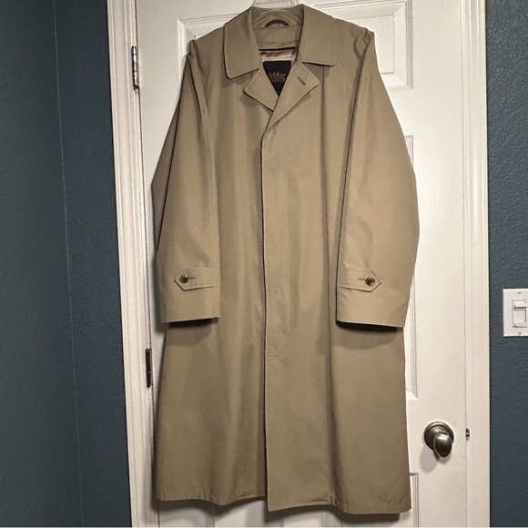 Newport Harbor Other - Vintage Newport Harbor Men's Trench Coat 36 Short USA Made Wool Removable Liner